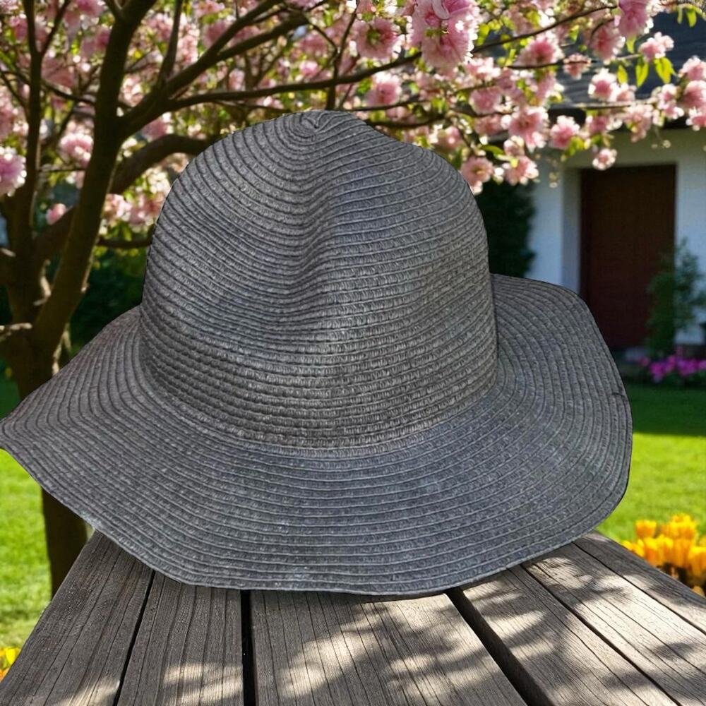 H&M Divided Straw Floppy Sun Hat Women's Large 58 Wide Brim Black Beach Vacation